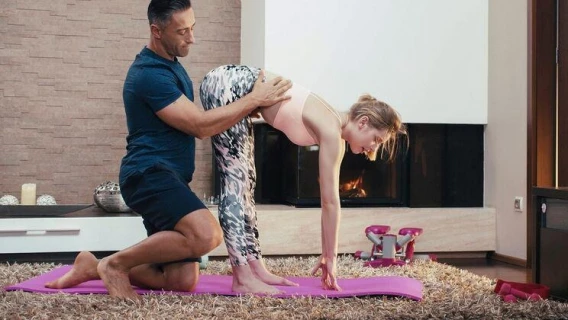 Brazzers | Yoga Queen (Mugur, Freya Mayer)