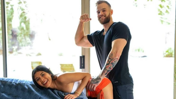 HotGuysFuck | Spencer Glizzy Cums On Reina Hearts Pussy Then Send Her Down The Road To Fuck Drake Von! (Reina Heart, Spencer Glizzy)